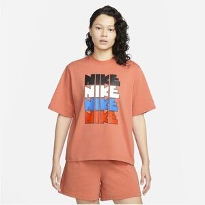 Nike Sportswear XS Circa 72 Women's Boxy T-Shirt Loose fit orange graphic